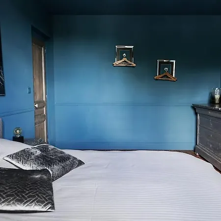 La De L'etoile 10 Personnes Holiday home Forges-les-Eaux