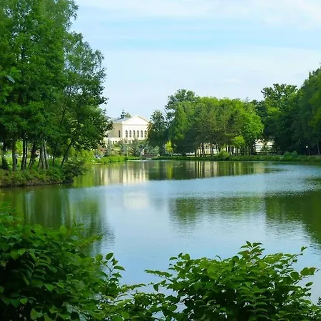 La De L'etoile 10 Personnes