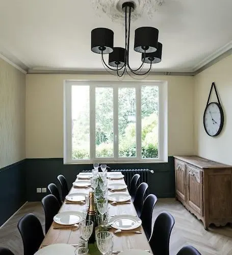 Hébergement de vacances La De L'etoile 10 Personnes *