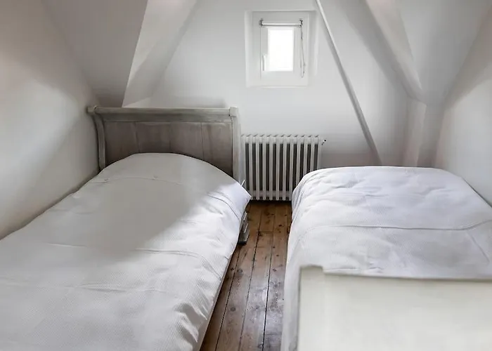 La De L'etoile 10 Personnes Hébergement de vacances Forges-les-Eaux